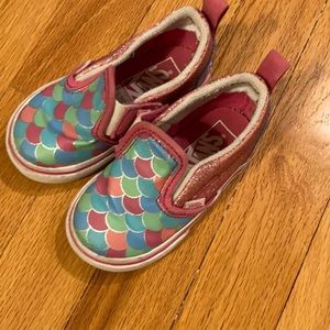 Mermaid vans size 5